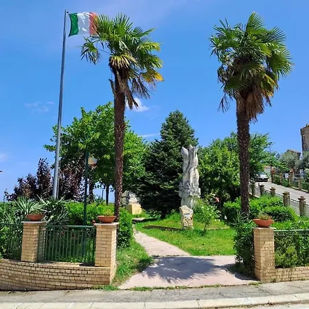 Sole & Luna Villa *